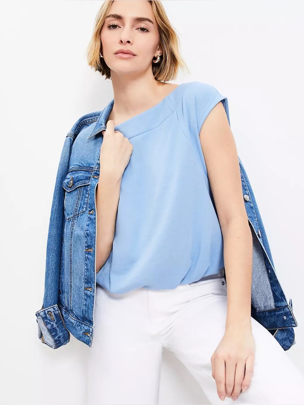 LOFT Muscle Bubble Hem Sweatshirt Allure Azul Size Small